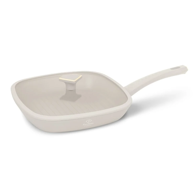 Patelnia grillowa 28cm z powłoką tytanową + pokrywką Fashion TV FTV-0065 Matte Cream Gold