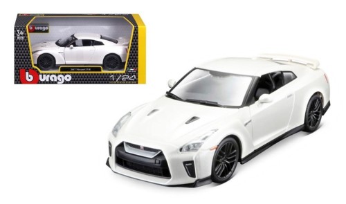 Nissan GT-R 2017 biały