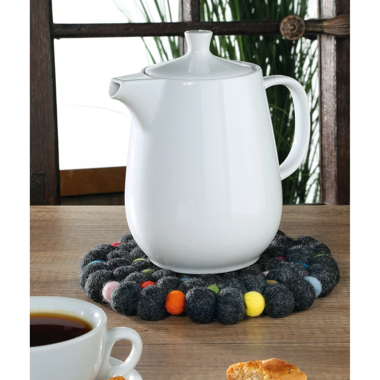 Podkładka pod gorące naczynia, śred. 21 cm, owcza wełna, czarna