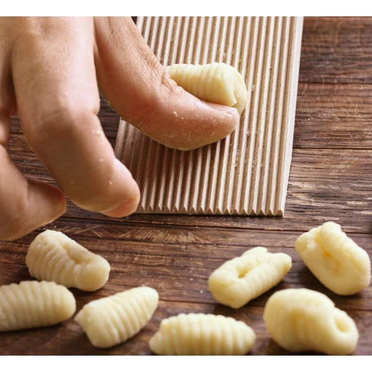 Deska do gnocchi, drewno bukowe, 20,5 x 9 cm