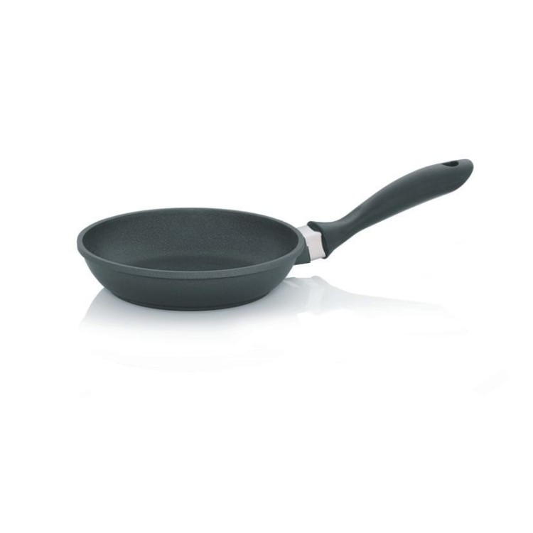 Patelnia, śred. 18 cm