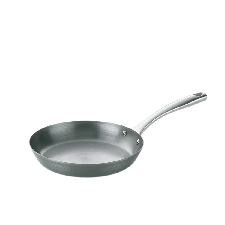 Patelnia żelazna, śred. 24 cm
